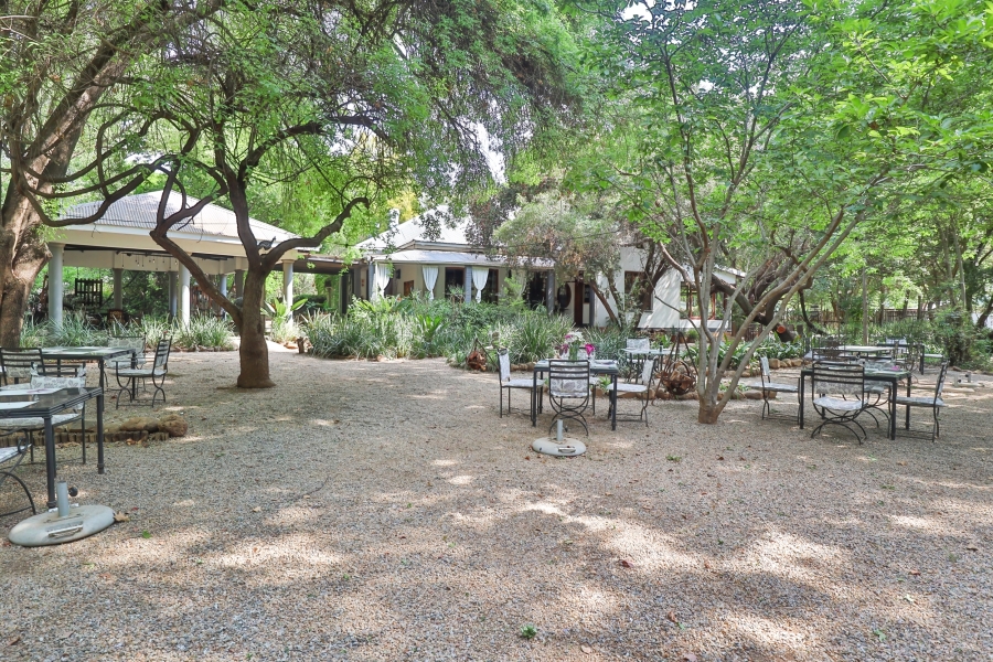 Commercial Property for Sale in Scheerpoort A H North West